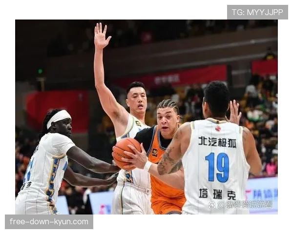 连续动作判定是什么规则？解析篮球中的连贯进攻合规性